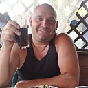 Максим, 44 года