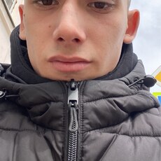 Фотография мужчины Максим, 21 год из г. Буденновск