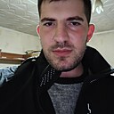 Артём, 24 года
