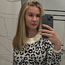 Полина, 22 года