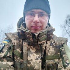 Фотография мужчины Максим, 28 лет из г. Новоград-Волынский