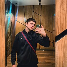 Фотография мужчины Дима, 19 лет из г. Усть-Каменогорск