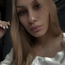 Фотография девушки Алина, 23 года из г. Санкт-Петербург