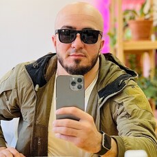 Фотография мужчины Артур, 31 год из г. Санкт-Петербург