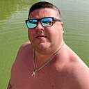 Максим, 44 года