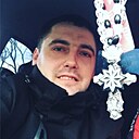 Максим, 33 года