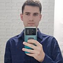 Максим, 22 года