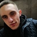 Денис, 24 года