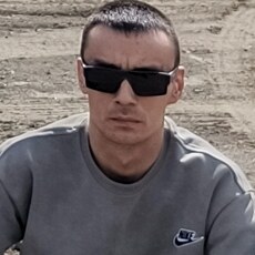 Фотография мужчины Валерий, 37 лет из г. Хабаровск