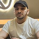 Макс, 33 года