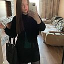 Карина, 18 лет