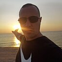 Артем, 42 года