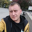 Олег Маркин, 33 года