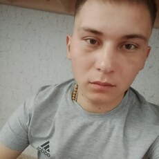 Фотография мужчины Ренат, 25 лет из г. Иркутск