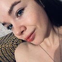 Карина, 25 лет