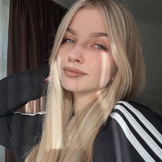 Фотография девушки Алина, 23 года из г. Санкт-Петербург