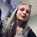 Полина, 22 года