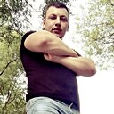 Макс, 33 года