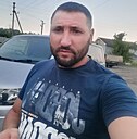 Мгер, 37 лет