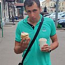 Роман, 33 года