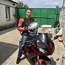 Максим, 44 года