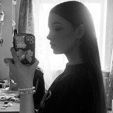 Фотография девушки Алёна, 19 лет из г. Набережные Челны