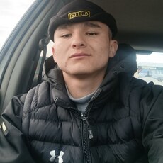 Фотография мужчины Сухроб, 25 лет из г. Магадан