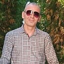 Денис, 44 года