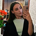 Милана, 22 года