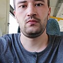 Вечнохолостой, 32 года