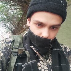 Фотография мужчины Дмитрий, 23 года из г. Ялта