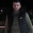 Махмуд, 33 года