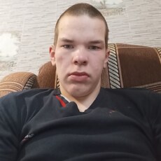Фотография мужчины Андрей, 19 лет из г. Рыбинск