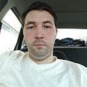 Макс, 33 года