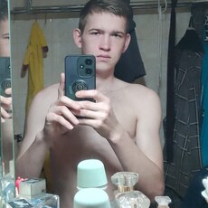 Фотография мужчины Максим, 24 года из г. Зерноград