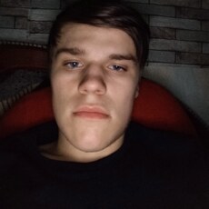 Фотография мужчины Максим, 19 лет из г. Улан-Удэ