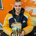 Миша, 18 лет