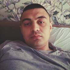 Фотография мужчины Ваха, 30 лет из г. Магнитогорск