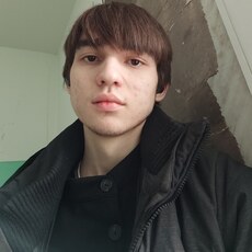 Фотография мужчины Лёня, 18 лет из г. Чебоксары