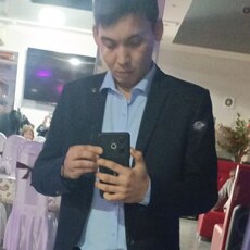 Фотография мужчины Радмир, 28 лет из г. Астрахань