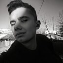Максим, 25 лет