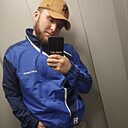 Роман, 23 года