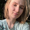 Полина, 24 года