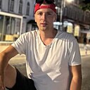 Витя, 33 года
