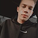 Максим, 24 года
