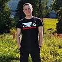 Макс, 33 года