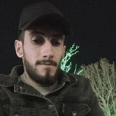 Фотография мужчины Нарек, 26 лет из г. Кирово-Чепецк