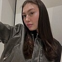 Полина, 24 года
