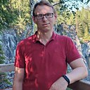 Илья, 32 года