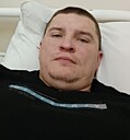 Максим, 33 года